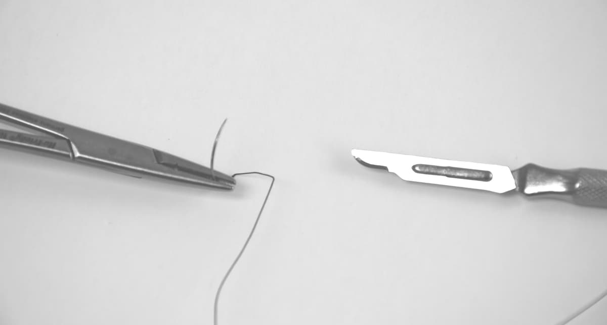 Instrumentos usados para la cirugía de Implantes Dentales por la Dra. Soledad González
